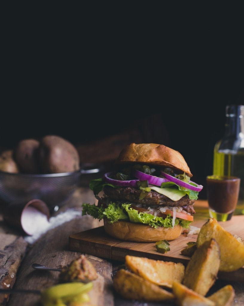 how to assemble a burger